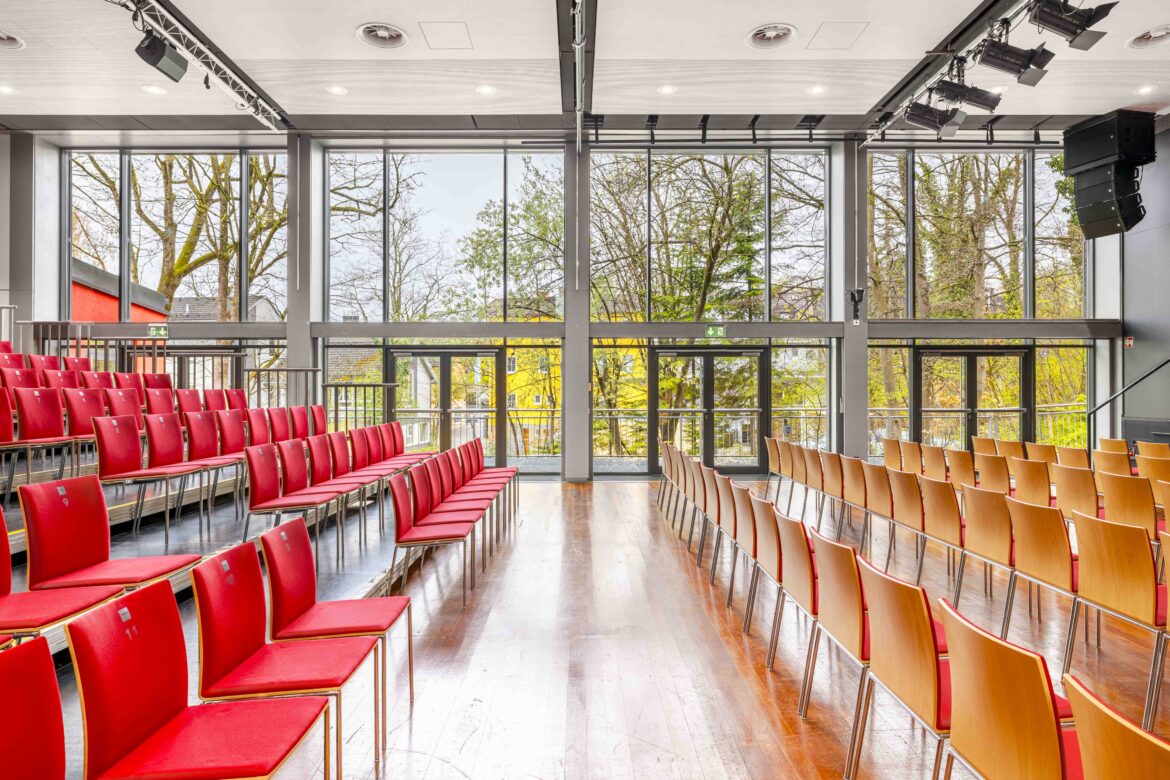 Saal bei Tageslicht